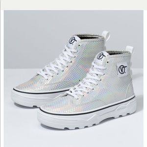 Glory Check Sentry WC Holographic Vans